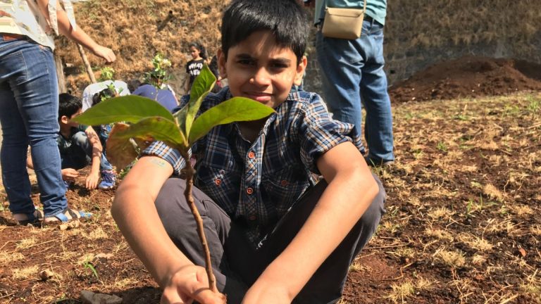 Jahaan Gupta Environmentalist Plantation Earth5R Mumbai India Sustainability CSR NGO 9