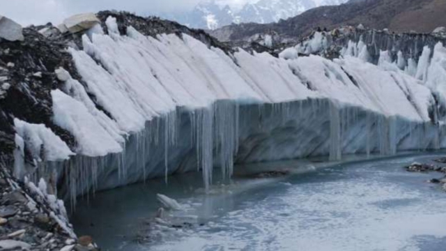 Himalayan glaciers melt climate change effect resources groundwater recharge earth5R