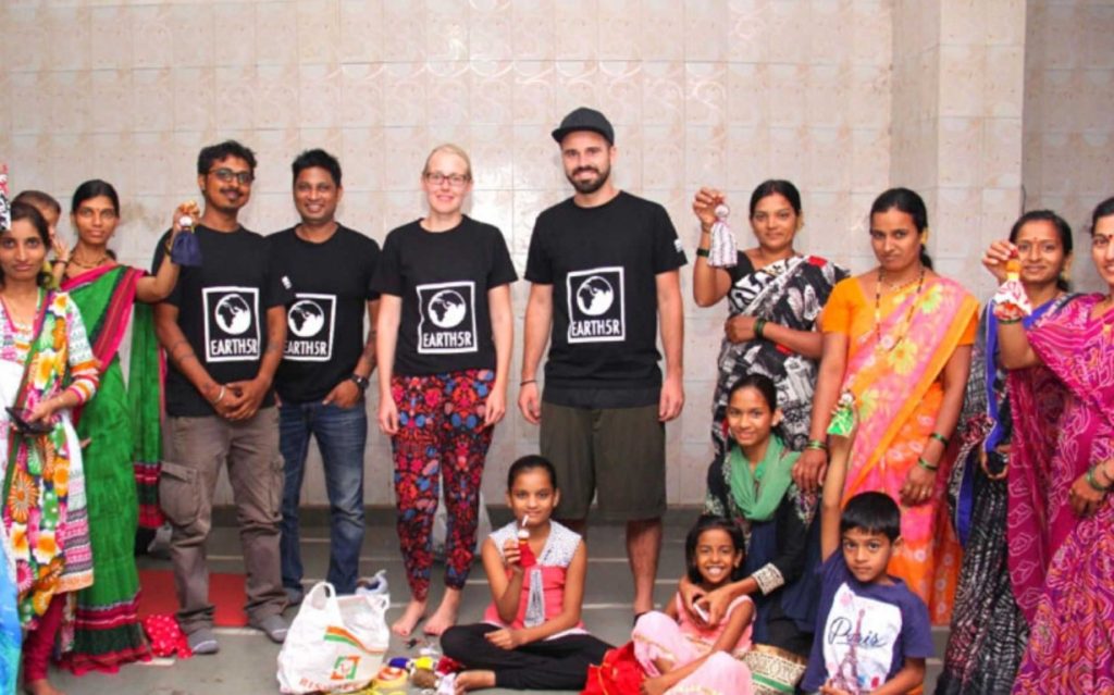 Volunteers-Sustainable-Village-Development-Mumbai-India-Environmental-NGO-Earth5R