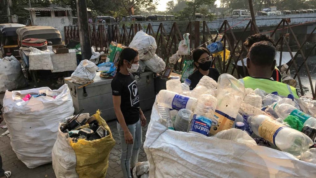 Community-Driven Environmental Cleanup Strategy NGO Earth5R Mumbai CSR ESG Sustainability