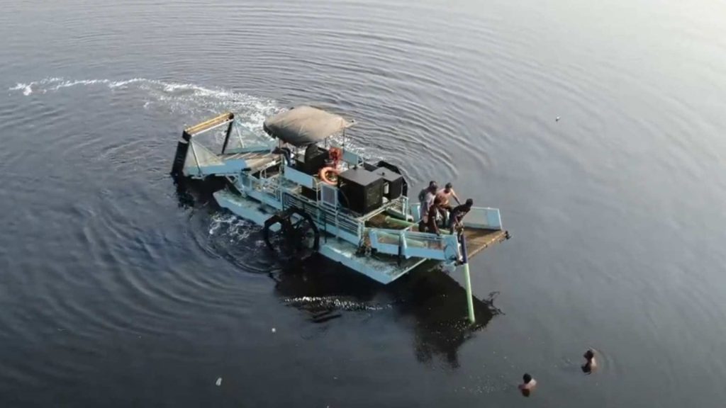 River Cleanup Community Model Sustainability ESG CSR NGO Earth5r Mumbai