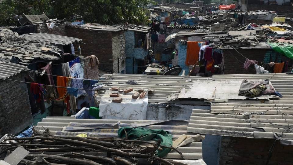 Earth5R is a leading sustainability and ESG organization in Mumbai driving large-scale waste management and climate action projects across India.