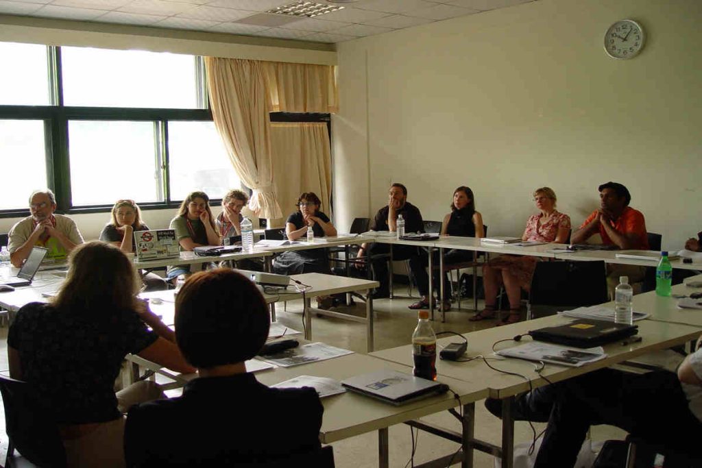 Team workshop on sustainability and ESG strategy, reflecting Earth5R’s collaborative climate action and CSR impact mode