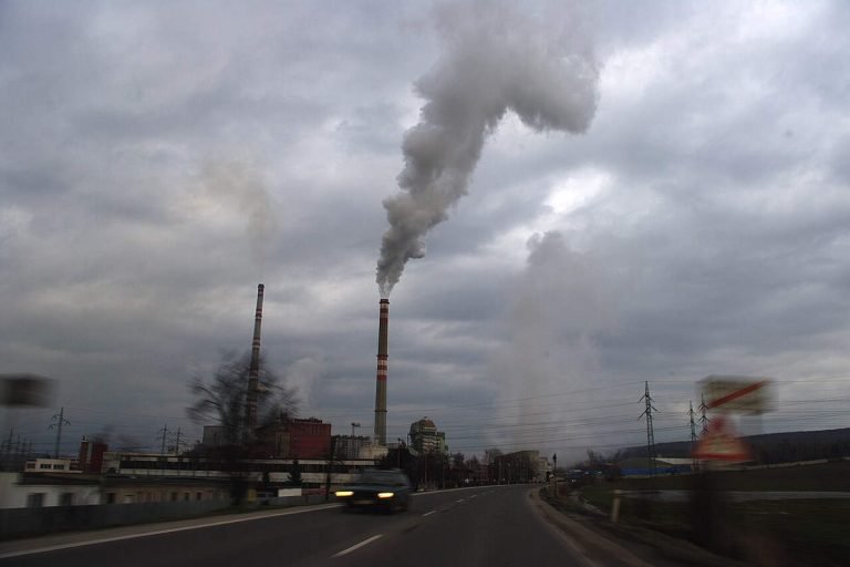 Air pollution- Earth5R Environmental NGO CSR ESG Waste Management Sustainability India Mumbai Delhi Kolkata Bangalore