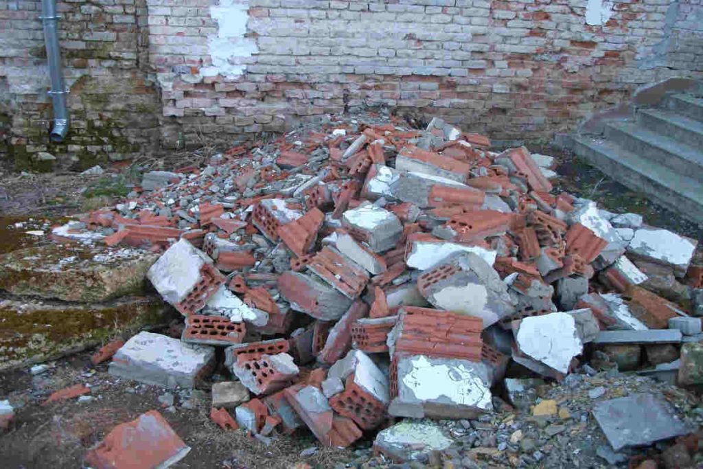 Environmental organisation India Earth5R sustainability waste management river cleaning CSR ESG Why Every Large Developer Should Prioritize On-Site Waste Innovation: Earth5R Advisory Brief