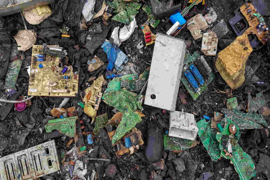 Environmental organisation India Earth5R sustainability waste management river cleaning CSR ESG The Invisible Cost of Dirty Rivers on Urban Real Estate: An Earth5R Urban Policy View8 Filtration Breakthroughs Reshaping Water Access in Rural India: Earth5R Innovation Review