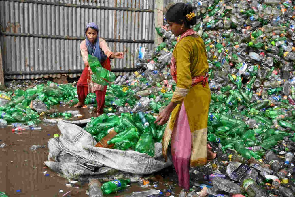 Earth5R-Environmental-NGO-India-Sustainability-ESG-CSR-topic5 Examples Where Waste Segregation Became a Local Economic Engine: Earth5R Case Summary