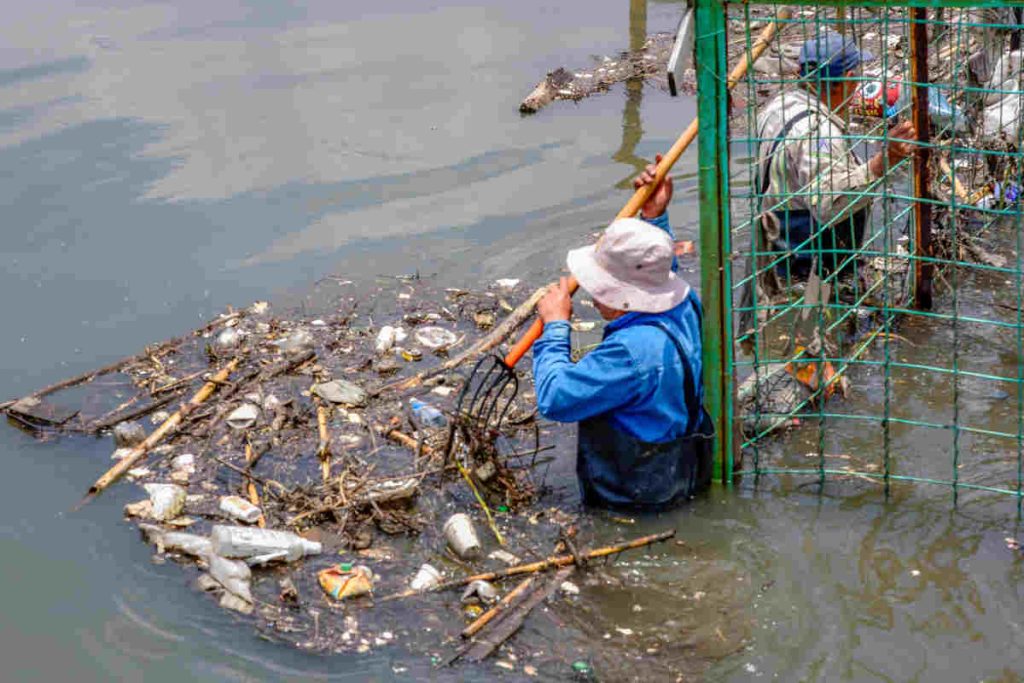 Environmental organisation India Earth5R sustainability waste management river cleaning CSR ESGThe New Infrastructure India Needs Is Invisible: Earth5R Insight on Water Filtration & Air Quality