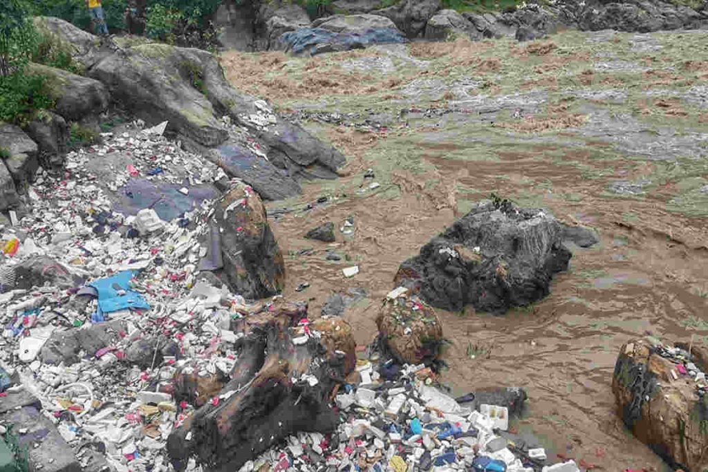 Earth5R-Environmental-NGO-India-Sustainability-ESG-CSR-topic.10 Citizen-Led Cleanups That Are Outperforming Government Projects: Earth5R Case Compilation