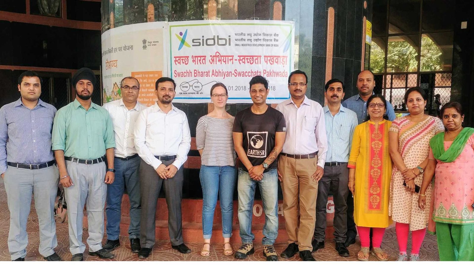 Volunteers in Earth5R programme