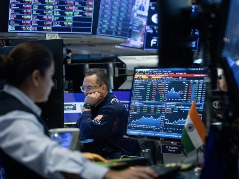 ESG audit dashboard producing audit-grade verification evidence for investors